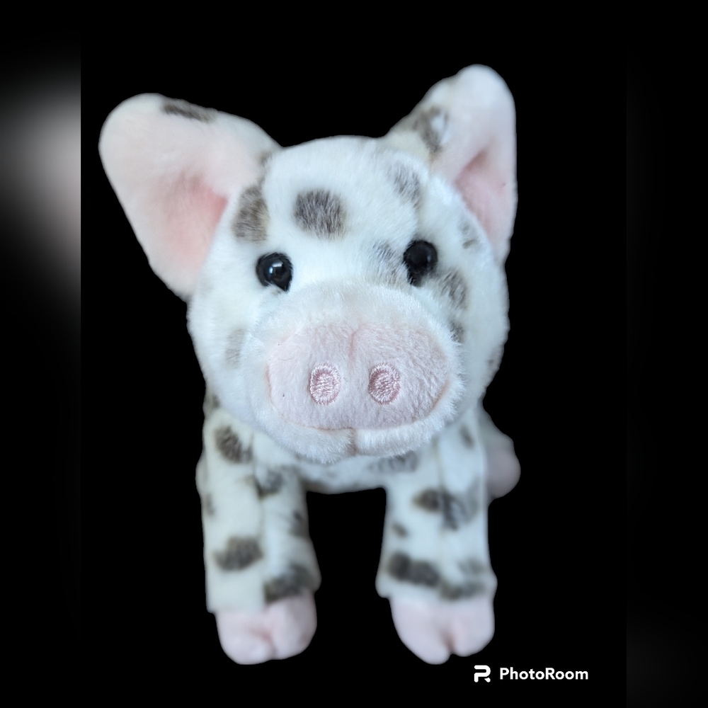 Pauline the plush spotted pig by Douglas
